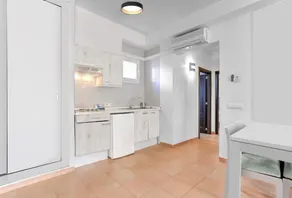3 beed-room Apartment - Image 5