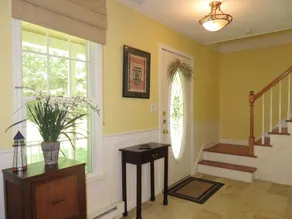 Poolside: Private Swimming Pool and Hot Tub, Close to Beach and Town - Image 2