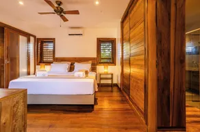 Villa Shamsa - Suítes Deluxe 1 - Image 4