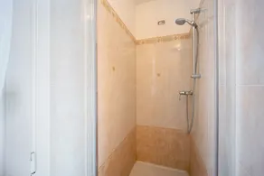 Pet-Friendly Apartment Maison Laura with Sea View, Wi-Fi, Terrace & Garden - Image 3