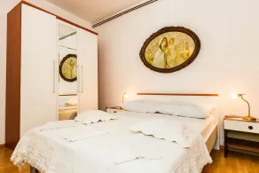 Villa Lyubov - Trois Chambres Villa, Couchages 9 - Image 4