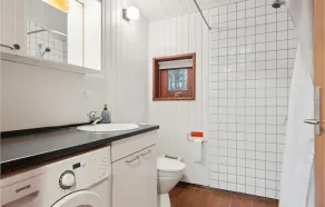 Awesome Home In Nexø With Wifi - Image 2