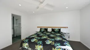 Sea Breeze - Image 5