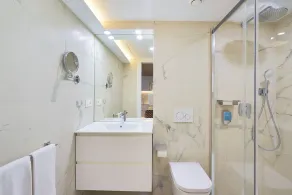 1 bedroom apartment. New. Nearby Plz Spain - Image 2