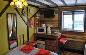 The Paddock - Sleeping 2 - B & B Yarm - Image 4