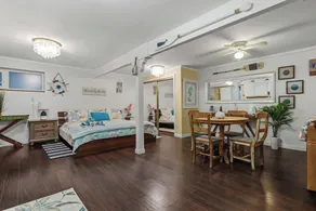 Santa Barbara Remodeled Cozy Studio with Private Patio, AC & Tesla Charger - Image 4