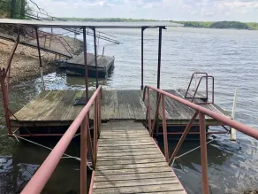 Raper’s Hollow Waterfront Cabin - Image 2