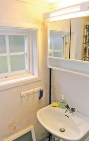 Belle maison d'une chambre à. - Image 3