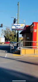 Bayshore Inn - Image 2