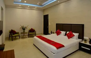 Meera Suites @ DLF 2 - Suite 1 - Image 3