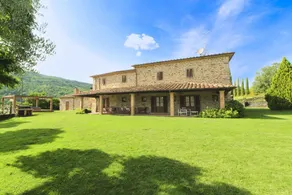 Villa di lusso con piscina privata, vasca idromassaggio esterna, sala biliardo e aria condizionata, - Image 5
