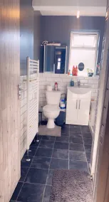 Beautiful 2 Bed House - Image 3