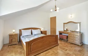 Beautiful home in Sinj - Image 3
