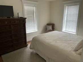 Luxury Apartment in Brownstown - Image 4
