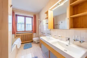 Family apartment \"Jasmin\" to feel good in the heart of Tramin - Image 2