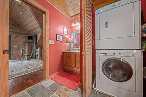 Large LODGE•Sleeps 20• Game Rm •HOT TUB• Golf nearby • Pontoon • poker rm - Image 2