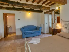 Apartment With Swimming Pool - Image 3