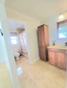Tampa Home w BBQ patio pool /5 Beds /9 Guests - Image 3