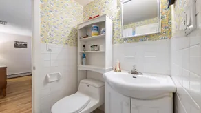 Relax at this 6 bedroom 3 bath bay front in Surf City - Image 3