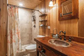Chalet 11 by Mammoth Mountain Chalets - Image 3