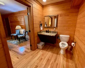 Bis zum 28. Juni - 100 $ RABATT Aufenthalt von 3 bis 6 Nächten bei Online-Buchung. Das New River Retreat bietet 6 geräumige Suiten am New River! WIFI, geräumig - Image 3
