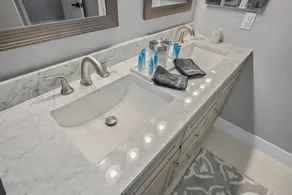 Henderson Townhome Approx. 15-20 min to the Las Vegas Strip - Image 5