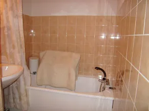 Studio cosy pour 4 aux pieds des pistes, animaux admis, parking - Image 2