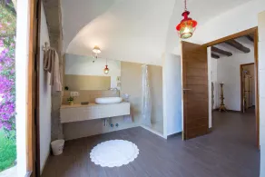 House with pool, 20.000 m2 garden, ping-pong close to the beach for 18 people - Image 5