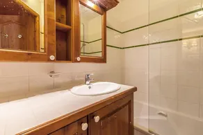A 10m dalle piste di sci, 5° piano, vista montagna, fitness, piscina, sauna, hammam, balcone - Image 3