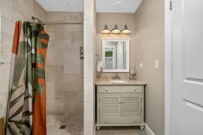 Funky MINI GOLF Home filled with Amenities - Image 4