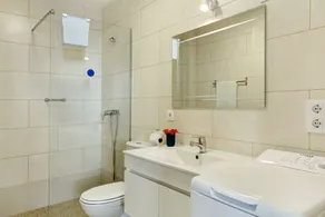  Apartment Albamar 1A with Mountain View, Wi-Fi, A/C, Balcony & Terrace - Image 2