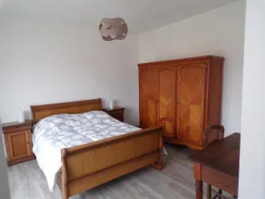 Bright 60m² apartment, balcony, shared green spaces, parking - Image 5