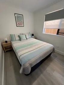 Guest House with Magnificent Ocean Views - Image 5