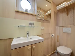 Quaint Mobile Home with Sauna in Vielsalm - Image 5