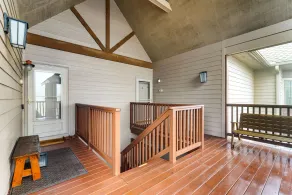 Two-story condo in great location with amazing mountain views - fireplace & W/D - Image 2
