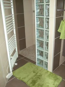 A very charming house on the edge of the forest with a park, 3 minutes from Ornans - Image 2