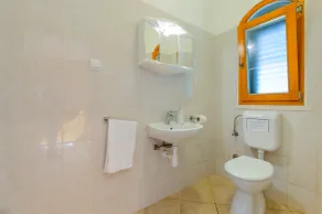 Seafront Holiday Home Marija - Image 4