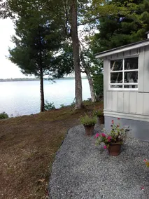 Malerisk sommerhus på vandet - Image 5