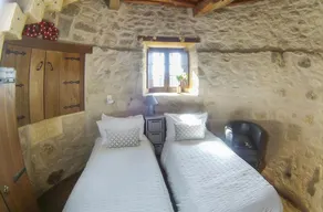 Romantico rifugio in un mulino a vento del XVIII secolo con piscina, vasca idromassaggio e vista panoramica - Image 4