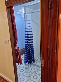 Lux Suites Weavers Haven Guest House - Image 2