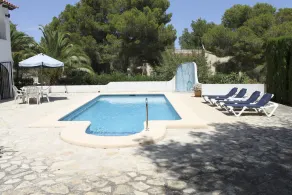 Belle villa, piscine privée, climat, wifi, 4 chambres et 8 couchages - Image 2