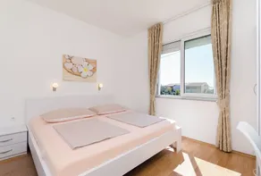 Apartment Branka - Image 5