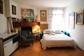 Casa vacanze \"Re Piano appartamento Le Rondini\" con Vista Lago, Sauna & Wi-Fi - Image 4