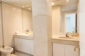 Charmerende havudsigt penthouse med 2 terrasser i BCN - Image 4