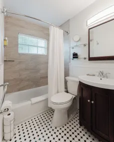 Nola Apartment - Image 3