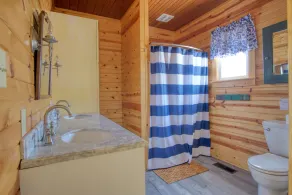 Peaceful Lake House - Brand New Remodel - Image 2