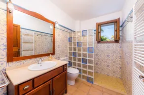 Villa \"Cas Verros\" avec vue sur les montagnes, piscine & Wi-Fi - Image 4