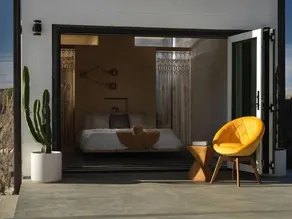 Neutra Home Joshua Tree Luxury Retreat Pool and Spa - Image 4