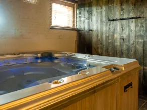 Alluring Farmhouse in Moorslede with Private Swimming Pool - Image 2