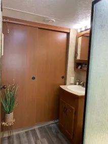 Poblado Cozy Camper - Image 4